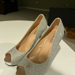 Elegant Silver Peep-Toe Heels
